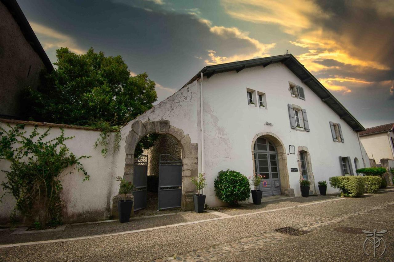 Maison Du Pierrou Sorde-l'Abbaye Екстер'єр фото